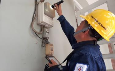 3 năm giá điện chưa điều chỉnh. (Ảnh: Lương Bằng)
