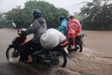 Miền Bắc, Bắc Trung Bộ tiếp tục đón mưa trong nhiều ngày tới.