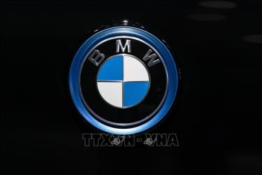 Biểu tượng của Tập đoàn sản xuất ô tô BMW. Ảnh: AFP/TTXVN