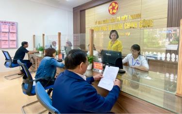 Bộ phận Phục vụ hành chính công xã Việt Thành được trang bị đầy đủ cơ sở vật chất, trang thiết bị phục vụ giao dịch cho người dân và doanh nghiệp.
