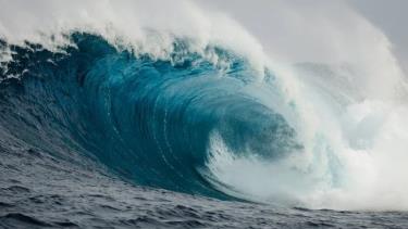 Những cơn sóng kỳ lạ xảy ra hàng ngày và trên khắp thế giới, nhưng giờ đây chúng ta có thể dự đoán khi nào chúng sẽ diễn ra.