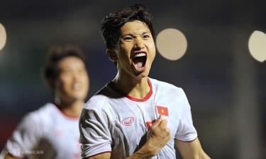 Doan Van Hau reacts after scoring for Vietnam against Indonesia in the SEA Games men's football final in Thailand, December 10, 2019.