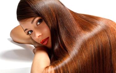 Bạn có thể tự làm dầu dưỡng tóc tại nhà vô cùng hiệu quả. Nguồn ảnh: Internet