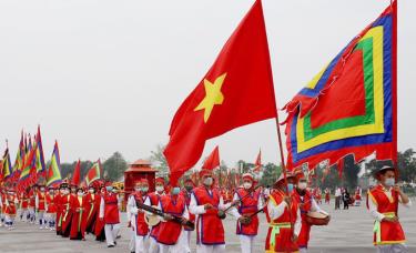 Lễ rước kiệu về Đền Hùng (thành phố Việt Trì, tỉnh Phú Thọ).