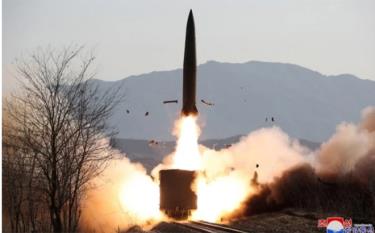 Hình ảnh một vụ phóng thử tên lửa của Triều Tiên.