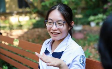 Nữ sinh Võ Nguyễn Mỹ An, giải nhất và là thủ khoa môn Tiếng Anh kỳ thi học sinh giỏi quốc gia (Ảnh: Quang Ninh).