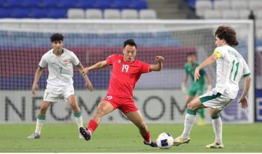 U23 Việt Nam (áo đỏ) dừng bước trước U23 Iraq với tỷ số 0-1 ở trận tứ kết.