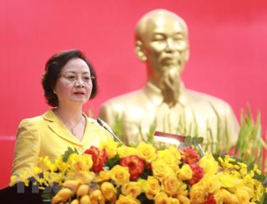 Ủy viên Trung ương Đảng, Bộ trưởng Bộ Nội vụ, Phó Trưởng ban Thường trực Ban Chỉ đạo cải cách hành chính của Chính phủ Phạm Thị Thanh Trà.