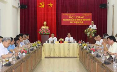 Đồng chí Tạ Văn Long - Phó Bí thư Thường trực Tỉnh ủy chủ trì Hội thảo.