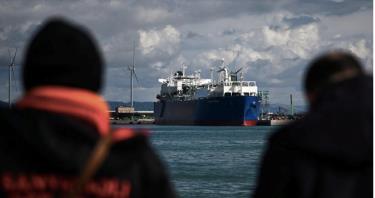 EU đang xem xét cấm các cảng châu Âu tái xuất khẩu LNG của Nga sang nước thứ ba.