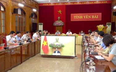 Các đại biểu tỉnh Yên Bái tham dự phiên họp Chính phủ.
