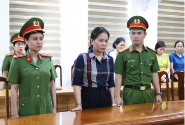 Nguyễn Thị Mai bị bắt giữ.