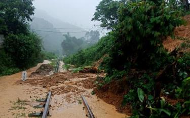 Trong năm 2022, kết cấu hạ tầng đường sắt đã bị ảnh hưởng nghiêm trọng bởi mưa bão.