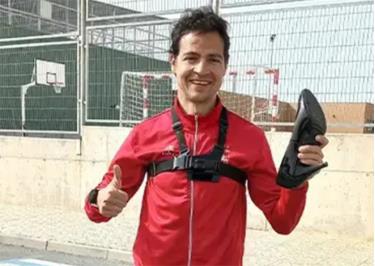 Chàng trai này đã giành kỷ lục Guinness thế giới về chạy 100 m bằng giày cao gót