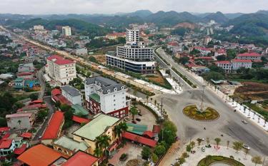 A corner of Yen Bai city.
