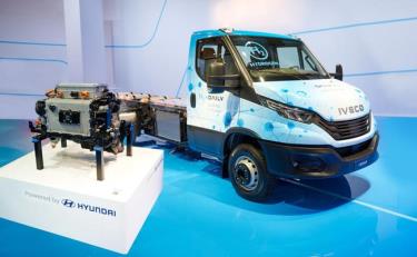 Hyundai mắt xe điện eDAILY FCEV chạy bằng pin nhiên liệu hydro.