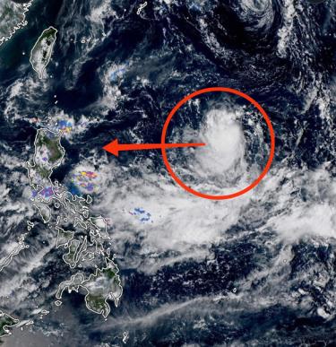 Vị trí áp thấp nhiệt đới ngoài khơi Philippines.